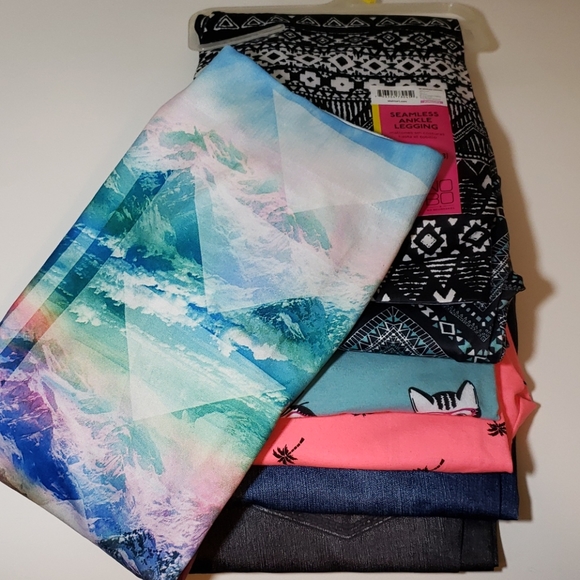 Pants - 7 Pairs of Leggings